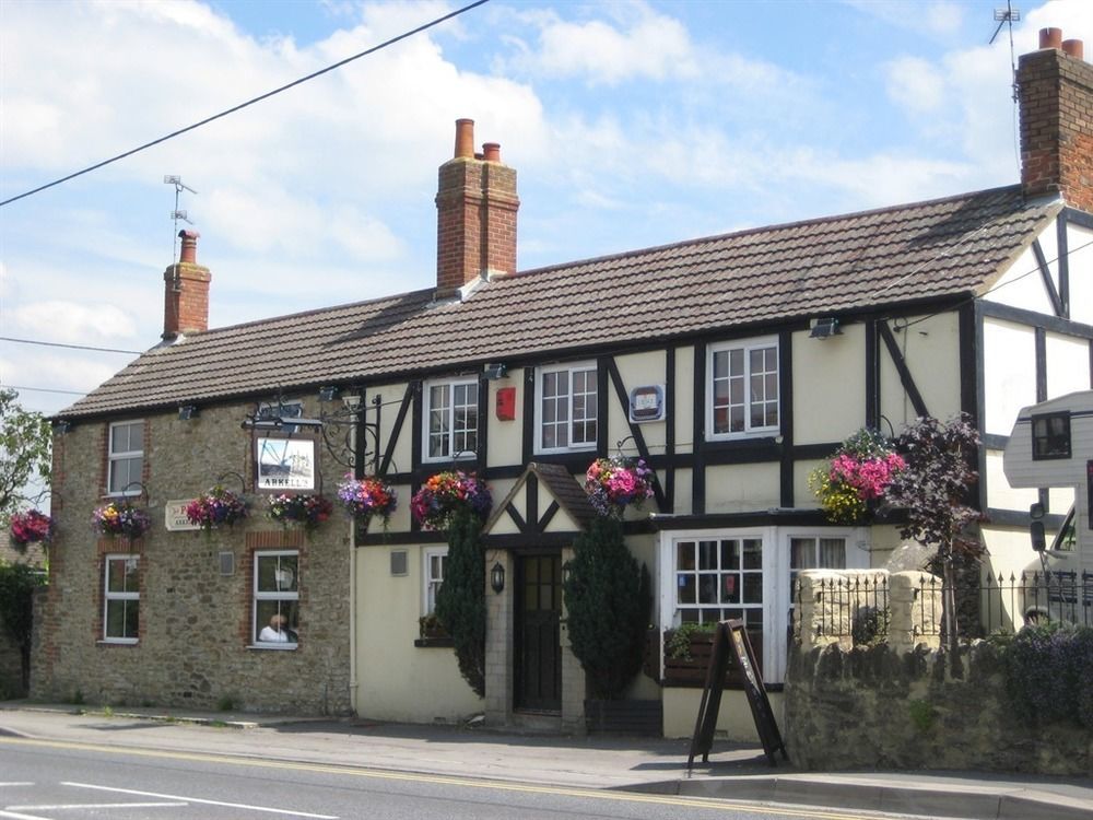 The Plough Inn Highworth Dış mekan fotoğraf